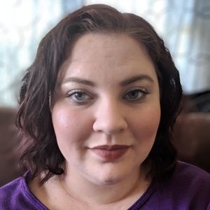 Meet your Posher, Eileen